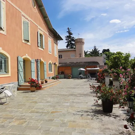Les 13 Chimeres Holiday home