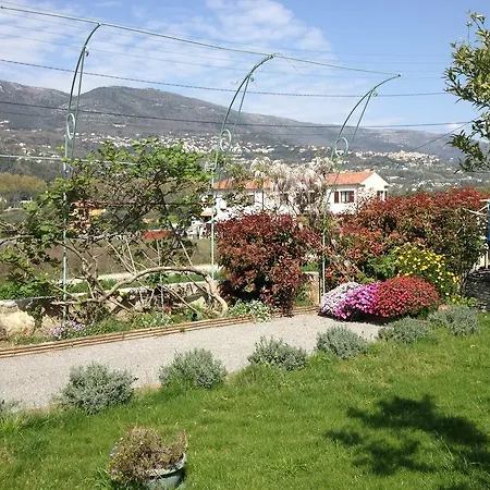 Holiday home Les 13 Chimeres Nice